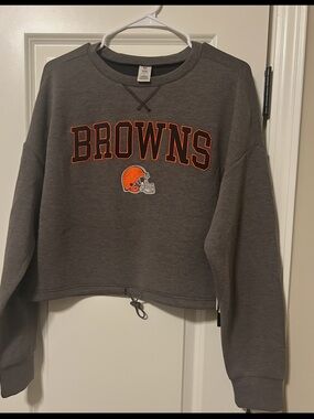 NFL Browns Gray Cropped Sweatshirt with Orange Logo